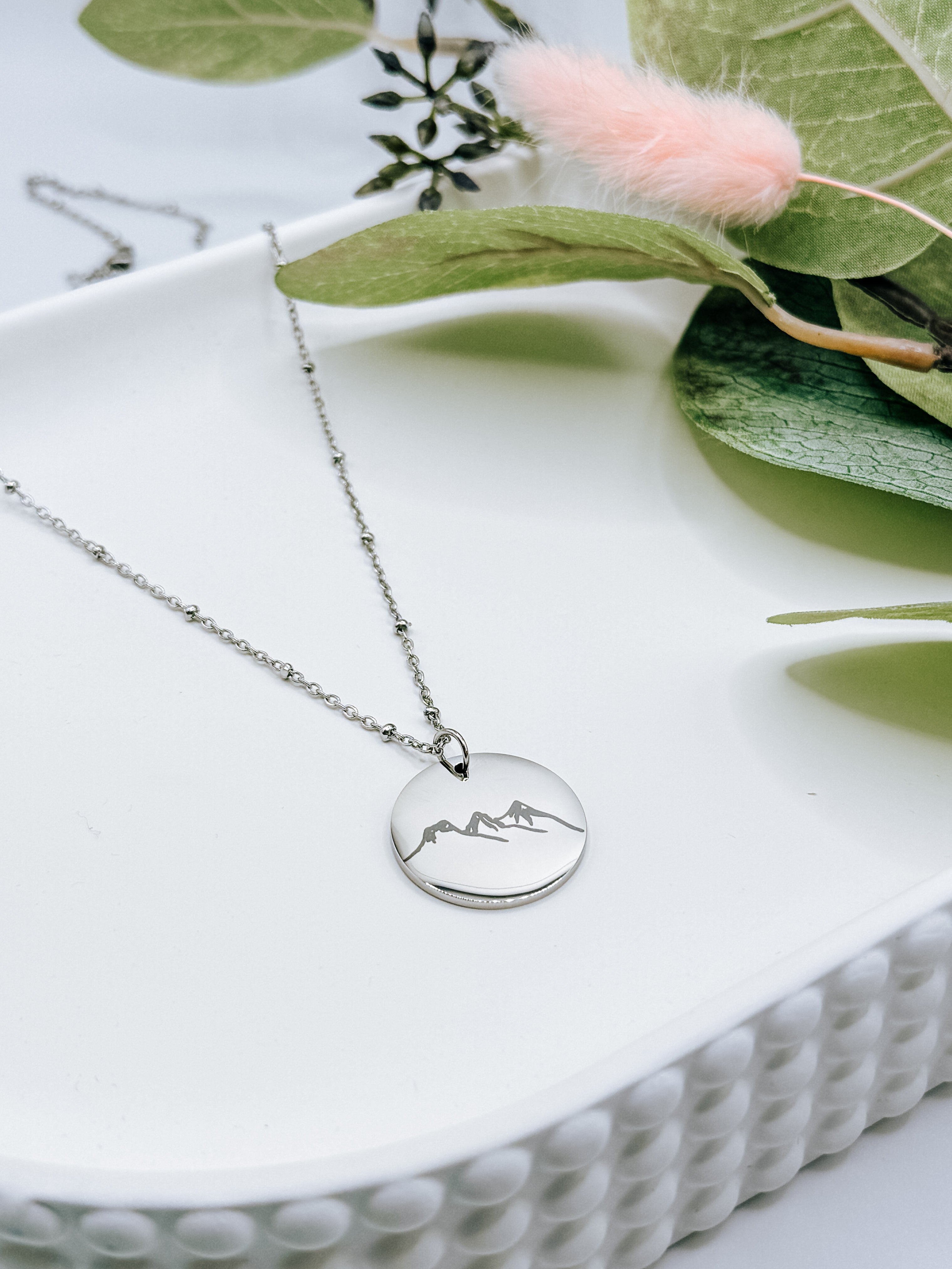 Three Sisters Mountains Engraved Pendant Necklace